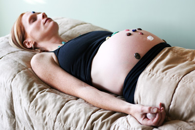 lithothérapie femme enceinte image